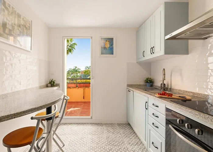 Close To The Sea In Chapas Marbella
