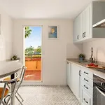 Close To The Sea In Chapas מארבלה